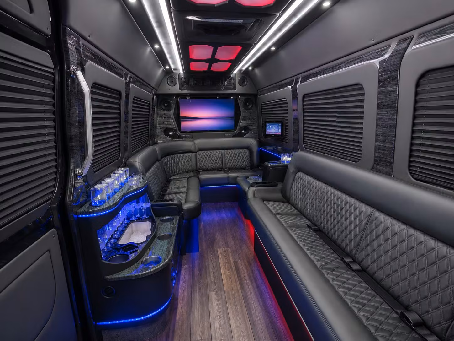 why el cajon businesses choose charterbusrentalelcajonca com for workforce transportation